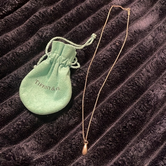 Tiffany & Co Silver 925 Teardrop Pendant Necklace - Picture 2 of 7